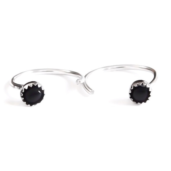 925 Sterling Silver Genuine Onyx Gemstone Mini Hug Half Hoop Threader Earrings - Picture 4 of 7